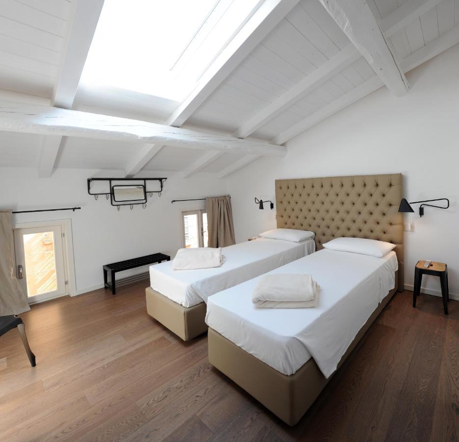 Opera 11 r&b Bed & Breakfast Parma Eksteriør bilde
