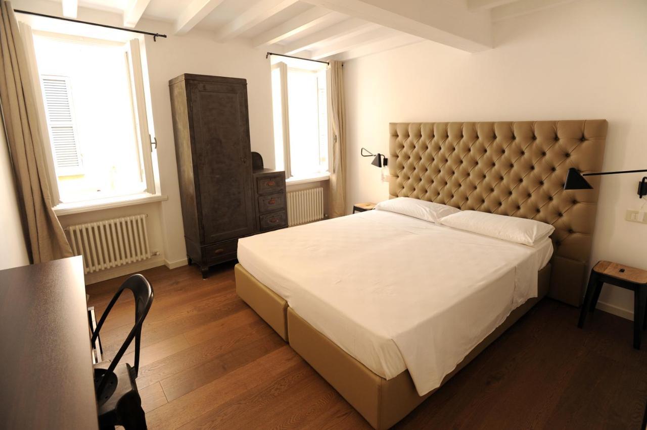 Opera 11 r&b Bed & Breakfast Parma Eksteriør bilde